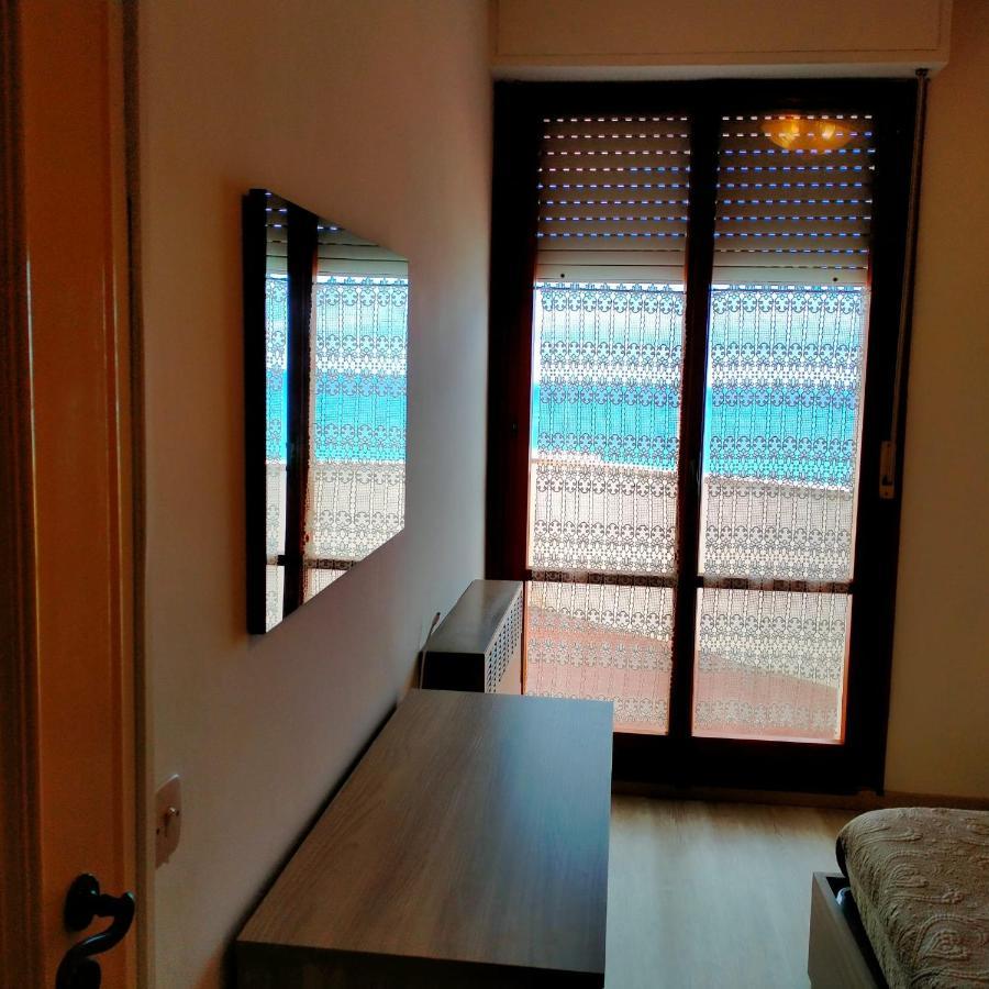 Ferienwohnung La Casa Al Mare Di Giulia Porto Potenza Picena Exterior foto